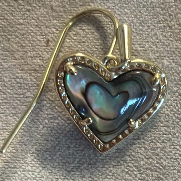 Kendra Scott Earrings - Picture 2 of 2